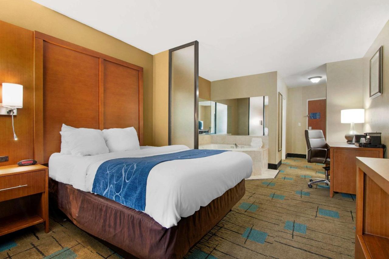 Comfort Suites Near Mcas Beaufort Exterior foto